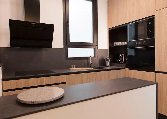 Florit Flats - Chic And In A Lively But Quiet Area Walking Distance Lejlighed *