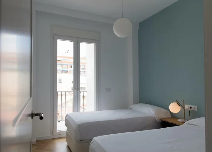 Lejlighed Florit Flats - Chic And In A Lively But Quiet Area Walking Distance Valencia