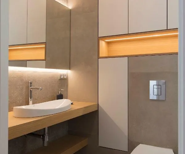 Florit Flats - Chic And In A Lively But Quiet Area Walking Distance Lejlighed