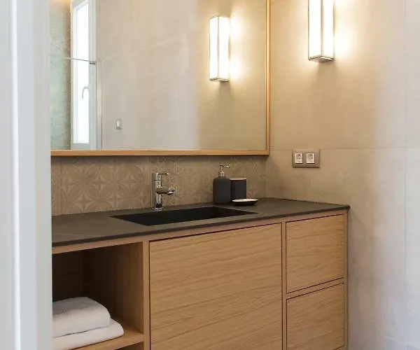 Lejlighed Florit Flats - Chic And In A Lively But Quiet Area Walking Distance *