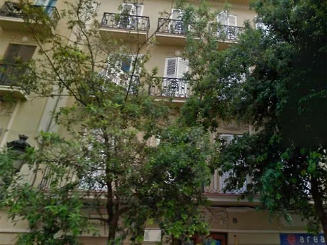 Florit Flats - Chic And In A Lively But Quiet Area Walking Distance Lejlighed *